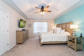4 bedrooms, desk, iron/ironing board, travel cot