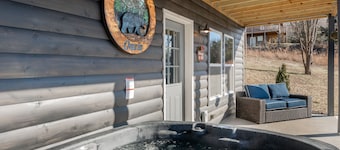 Brand New Private Property w/RV-Boat Parking Space, Hot Tub, Firepit, Games&More