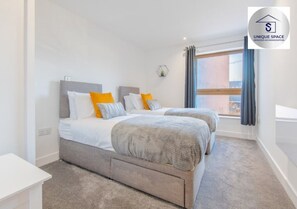 1 bedroom, WiFi, bed sheets