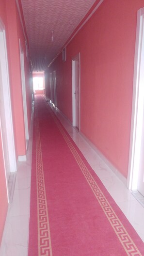 液晶电视、电脑显示器