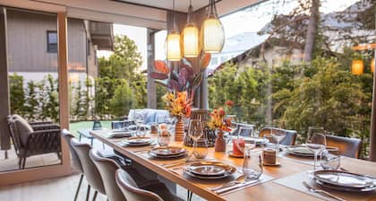 Boutique Chalets Alpi &- Private Sauna and Cinema Room*****