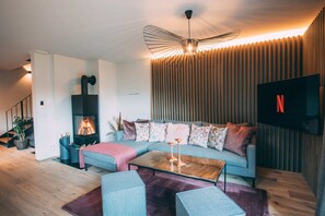 TV connectée, cheminée