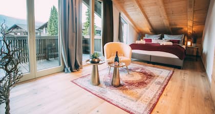 Boutique Chalets Alpi &- Private Sauna and Cinema Room*****