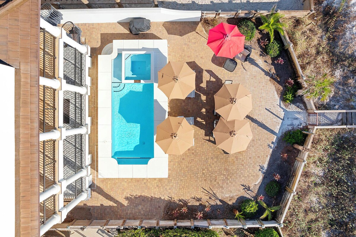 Photo 32 of Villa Vittoria - Gulf Front, Private Pool, Pet Friendly, Free Beach Service!