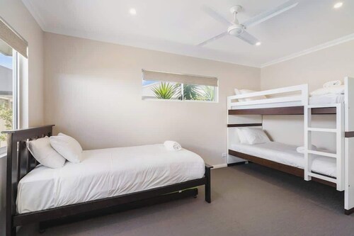 Azzure Family Getaway—Close to Central Dunsborough