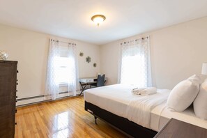 3 chambres, bureau, fer et planche à repasser, Wi-Fi