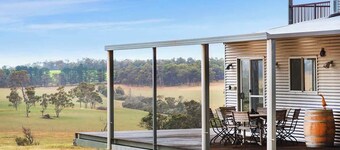 Margaret River Farmhouse - enjoy bushland escape
