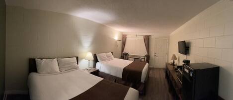 Double Room, 2 Bedrooms | Free WiFi, bed sheets