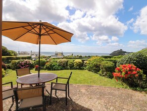 Cottage | Khu ẩm thực ngoài trời