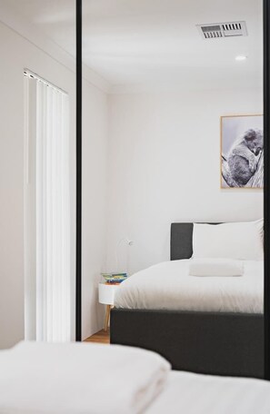 2 室のベッドルーム、アイロン / アイロン台、旅行用ベビーベッド、WiFi