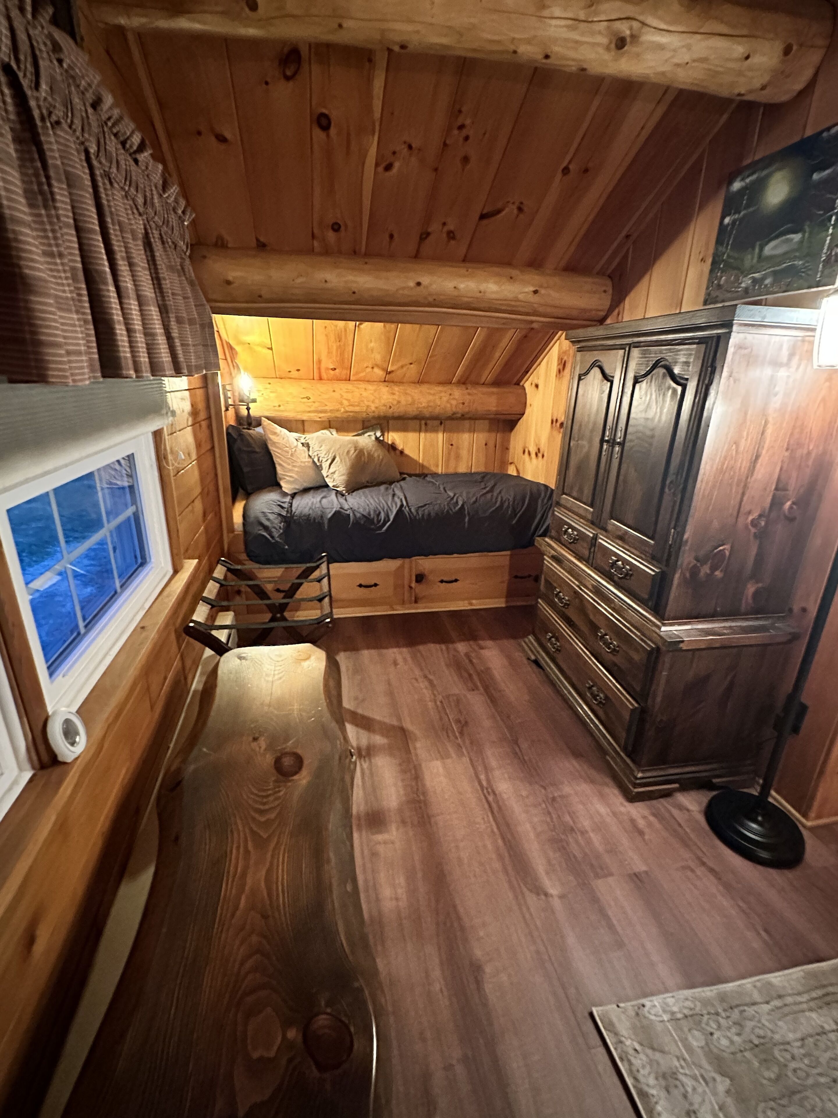4 bedrooms, iron/ironing board, travel crib, WiFi