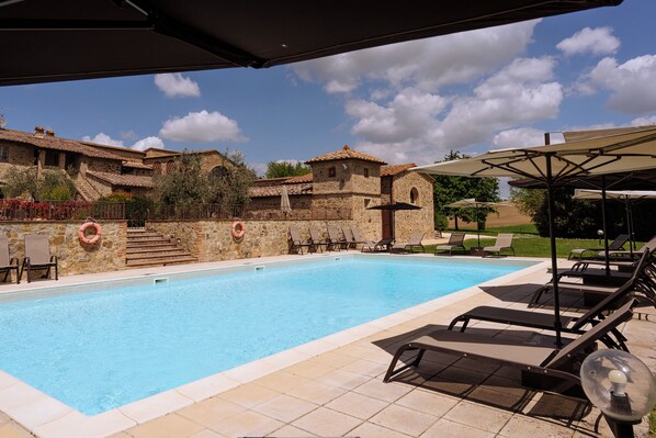 Seasonal outdoor pool
