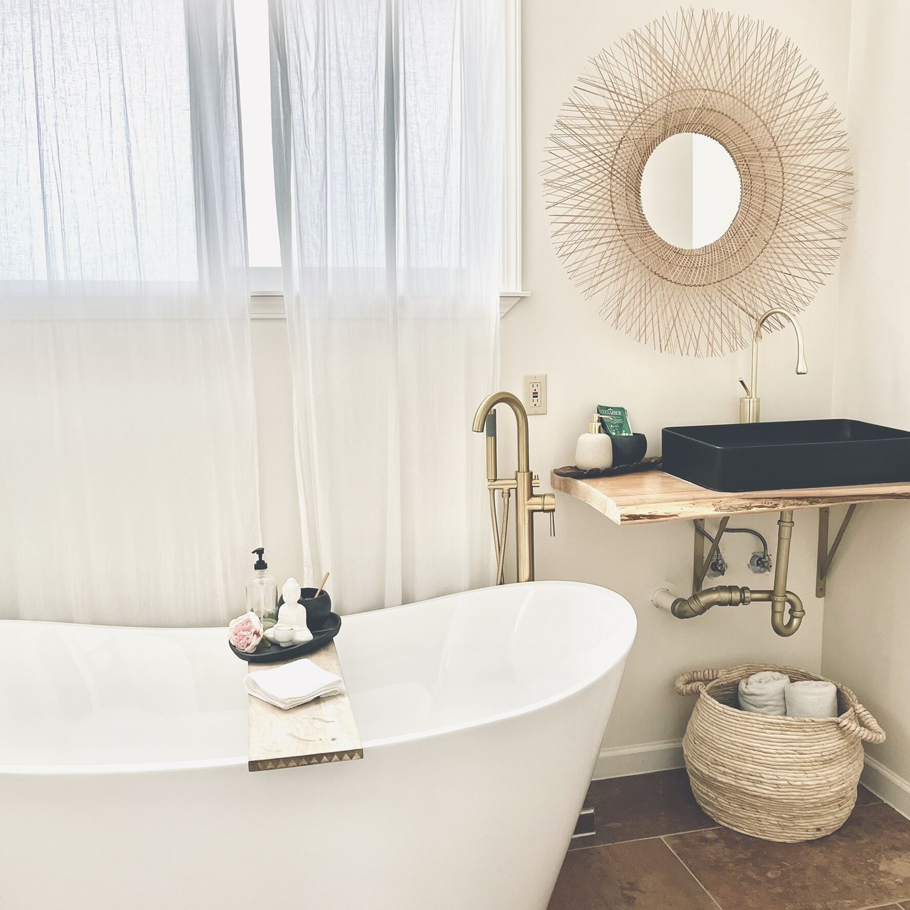 Soak away your stresses in this free standing bath 