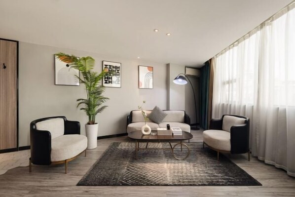 Room - Nangulee Hotel (Hepu)