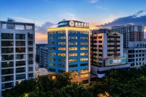 Ảnh chưa phân loại, 5 trong số 23 ảnh, nút