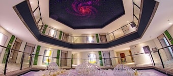 Nangulee Hotel