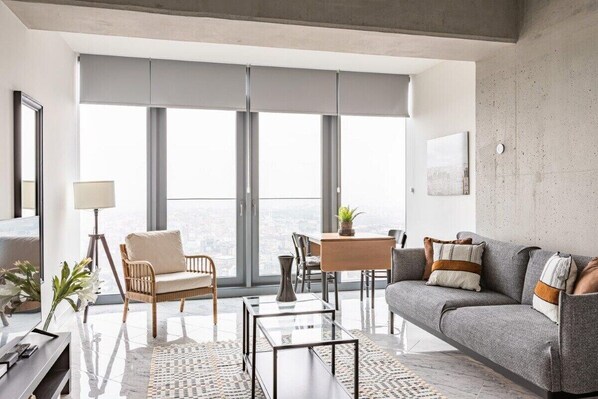 TV, Netflix, streaming services, offices - This apartment is a 0 bedroom(s), 1 bathrooms, located in Şişli, İstanbul. (Şişli)