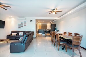 Comfort Apartment | Living area - CasaGuana (Sardinal)
