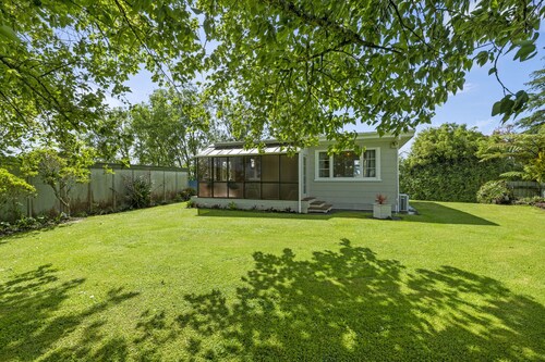 Carrington Countryside – New Plymouth Holiday Home