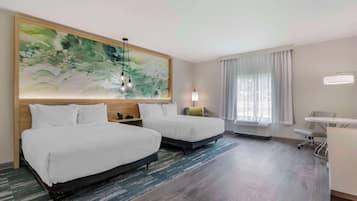 Standaard kamer, 2 queensize bedden, niet-roken | Een bureau, een laptopwerkplek, verduisterende gordijnen