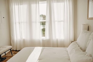 2 chambres, fer et planche à repasser, lit parapluie, Wi-Fi gratuit