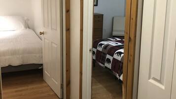 2 chambres, Wi-Fi gratuit, draps fournis