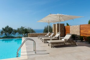 2 bedrooms - Villa I With Private Pool (West Mani)