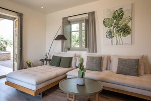 Villa | 2 bedrooms - Villa I I With Private Pool (West Mani)