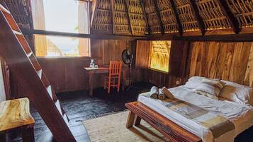 Bungalou Deluxe | 1 dormitori, roba de llit hipoal·lergògena i decoració individual