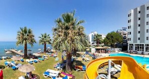 Seasonal outdoor pool - Palmira Hotel Kuşadası (Kusadasi)