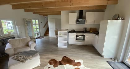 Thatched cottage with sauna (incl.), terrace, garden in Worpswede