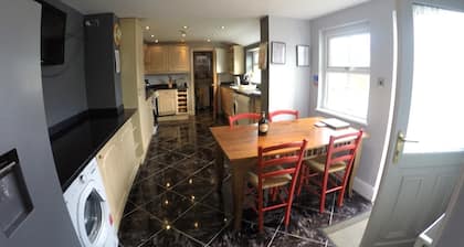 Bala Holidays. Town and Country.... best of both worlds!