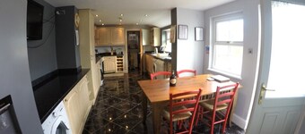 Bala Holidays. Town and Country.... best of both worlds!