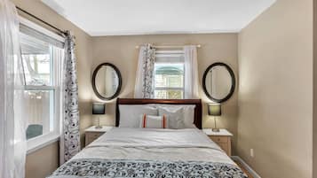 3 bedrooms, WiFi, bed sheets