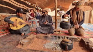 Kawasan BBQ/berkelah