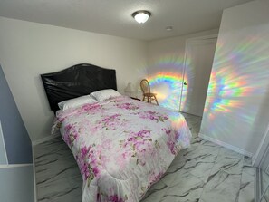 2 dormitorios, tabla de planchar con plancha, wifi gratis y ropa de cama