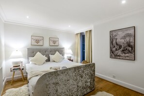 1 Schlafzimmer, Bügeleisen/Bügelbrett, Reisekinderbett, kostenloses WLAN