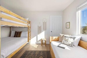 3 Schlafzimmer, Bügeleisen/Bügelbrett, kostenloses WLAN