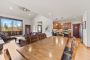 Villa (3 Bedrooms) | Exterior