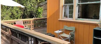 Creekside Cabin! Work Crews Welcome!