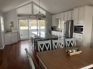 Fridge, microwave, oven, stovetop - OBX ~ Ocean Views ~ Private Pool ~ Golf Course ~ (Kitty Hawk)