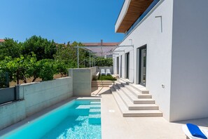 Pool - Villa Flying Star with Pool (Premantura)