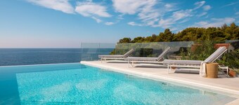 Villa Dream Pearl with Heated Pool