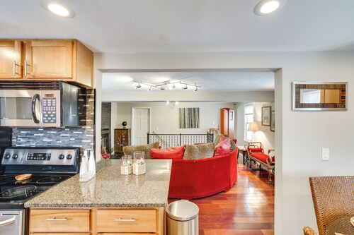 Families w/ Pets! Home 8 Mi to Dtwn Minneapolis