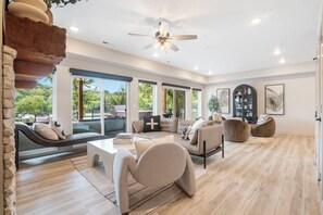 Smart TV, fireplace, video games