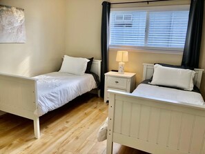 2 bedrooms, WiFi, bed sheets