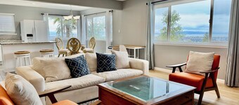 Spectacular View Attached 2-Car Garage