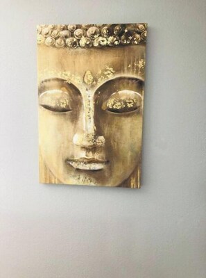 Interior detail - Modern Stylish Unit w/ Parking Perfect for Group (San Leandro)