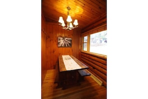 Dining - The Owl of Lake George 2 BR deck lake views fireplace (Lake George)