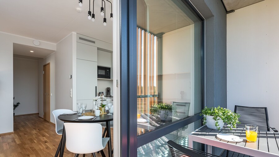 CITYGATE APARTMENT WITH SUN BALCONY